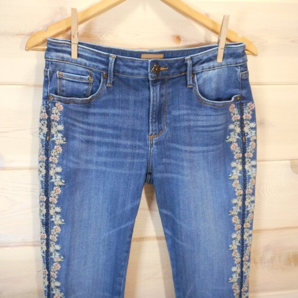 Driftwood Size 28 Audrey Blue Denim Jeans Floral Embroidery Slim Leg Raw Hem - Picture 2 of 14